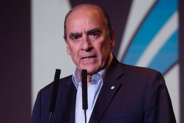 Francos cargó contra Santiago Caputo y reavivó la interna libertaria: “Es bueno que asuman responsabilidades"