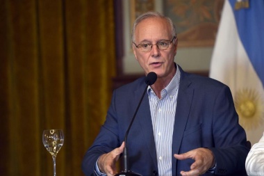 Gollan: “Entre hoy y mañana se definirá si el ‘tapabocas’ es obligatorio en Provincia”