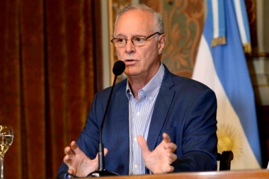 Gollan subrayó que se asignaron miles de turnos nuevos para vacunar