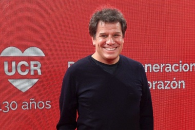 Manes asegura que mantiene su candidatura presidencial y se presenta con su lista "Dar el paso"