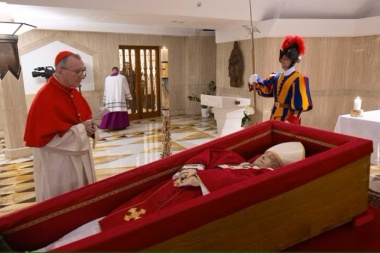 El funeral del papa Francisco será el 26 de abril en la Plaza de San Pedro