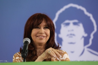 Cristina Kirchner: “Ni renunciamiento ni autoexclusión: proscripción”
