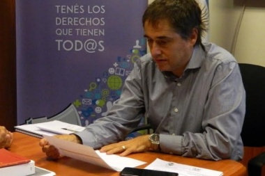 Defensoría advirtió por las altas tasas para financiar tarjetas y créditos