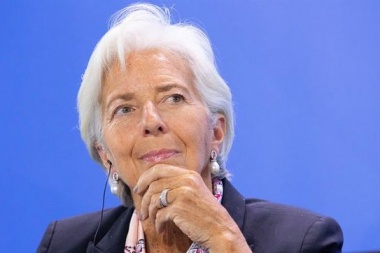 FMI baja expectativas de crecimiento de Argentina y alta inflaciòn