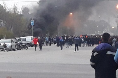 Segundo día de conflicto entre facciones de la Uocra en Ensenada