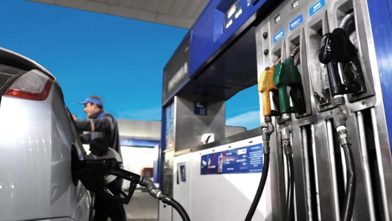 La venta de combustibles en abril cayó al nivel más bajo en casi tres años
