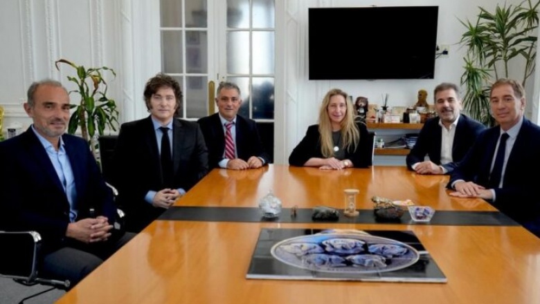 Milei se reunió con referentes del PRO para “integrar propuestas” en la provincia