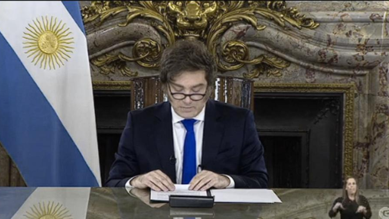 El Gobierno definirá el aumento del Salario Mínimo Vital y Móvil por decreto