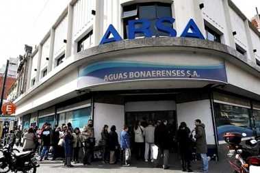 Defensor del Pueblo pidió a Absa que no siga poniendo la carga sobre el usuario y rechazó aumento de tarifas