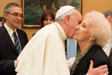 Carlotto, tras ser recibida por Francisco en el Vaticano: “El Papa está preocupado por Argentina”