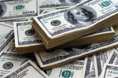 El dólar superó los 32 pesos a pesar de que el Banco Central volvió a vender reservas