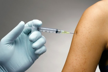 La justicia ordena al gobierno reestablecer la vacuna contra la meningitis para niños de 11 años
