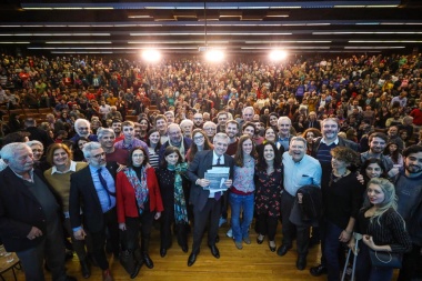 Fernández anunció que creará el ministerio de Ciencia financiado con intereses de Leliqs