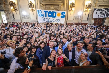 Alberto Fernández: “El Presidente Macri no debe saber pero la universidad pública dio 5 premios Nóbel”