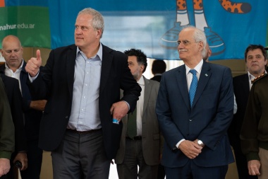 Perczyk y Taiana encabezaron acto de apertura de los Juegos Universitarios Argentinos de la regional conurbano norte