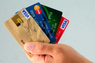 Fuerte baja de ventas con tarjetas de crédito en mayo