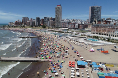 Fin de semana largo: más turistas movilizados pero con gastos más austeros