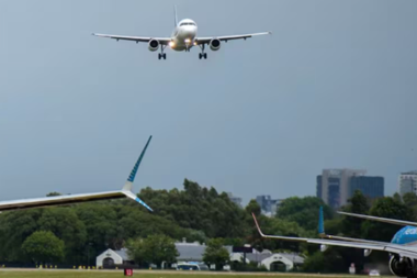 El Gobierno subió más de un 560% la tasa aeroportuaria de seguridad para vuelos de cabotaje