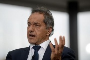 Scioli: "Tenemos un programa, un plan de gobierno, los avales y los candidatos"