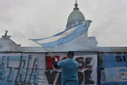 La Justicia hizo lugar a una cautelar de la Defensoría y ordenó preservar la información sobre tierras rurales bonaerenses